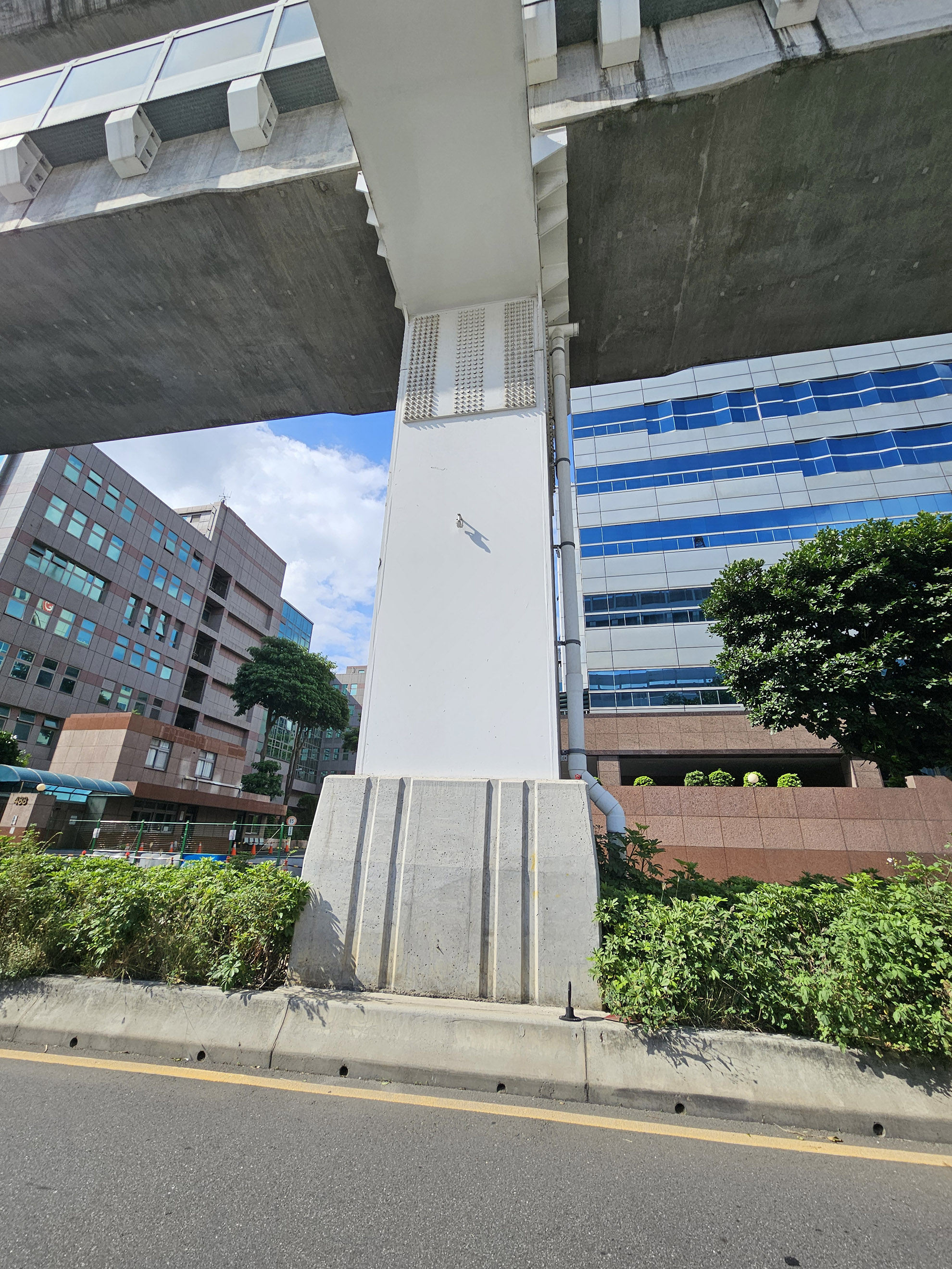 vue d'ensemble du poteau